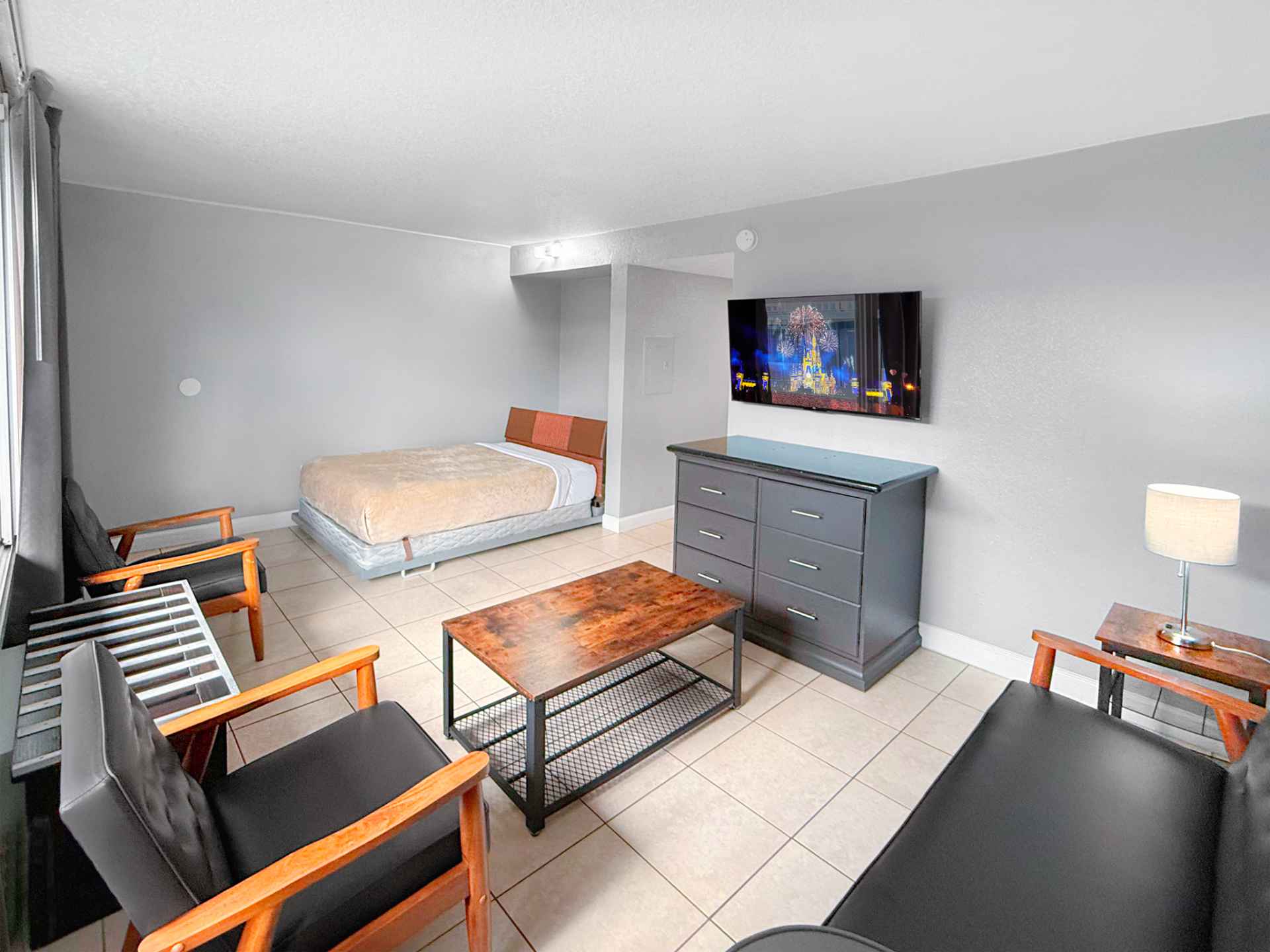 hotel-img