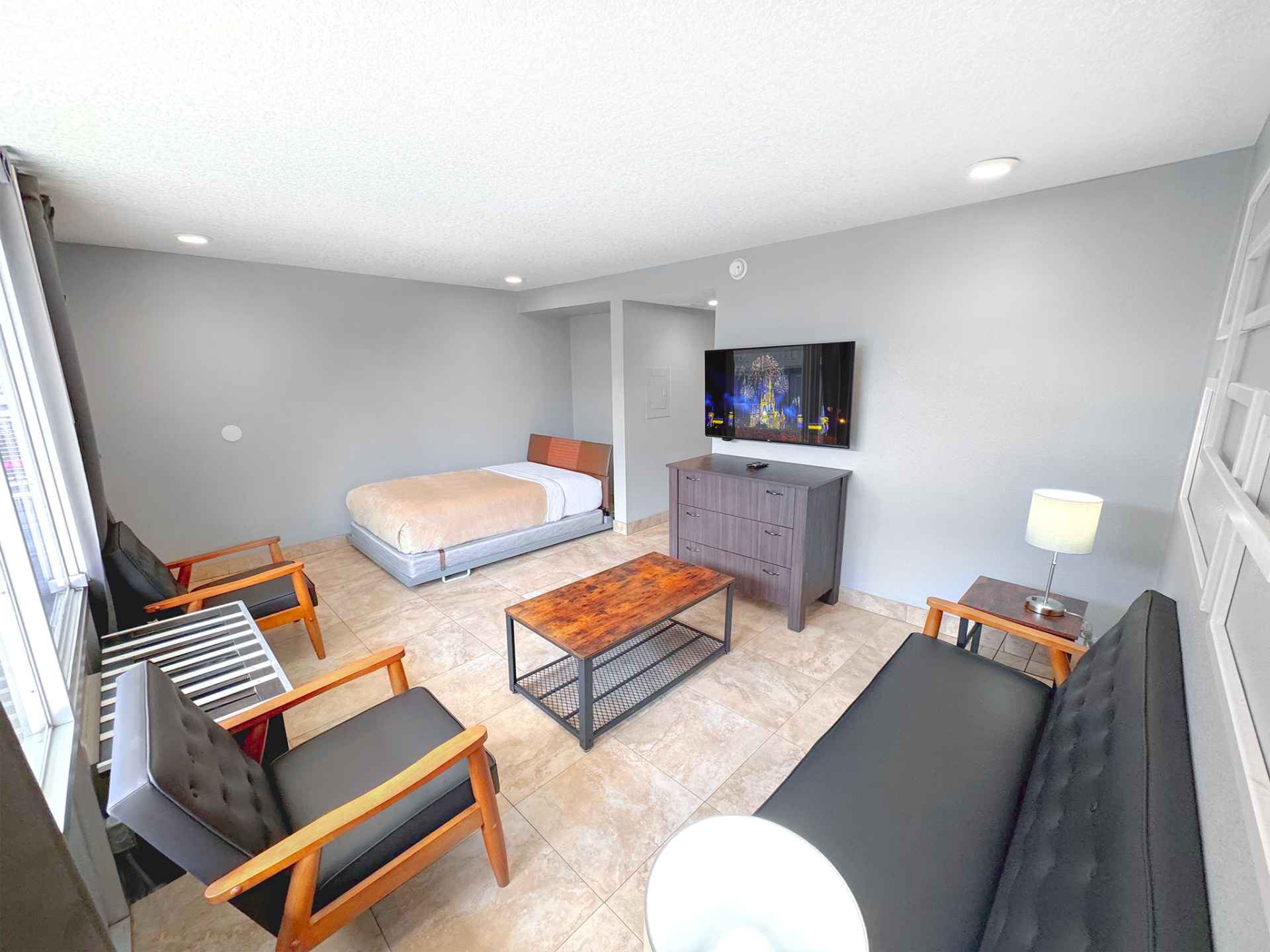 hotel-img